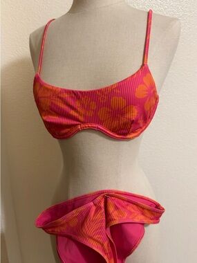 Hollister Pink & Orange Floral Underwire Bikini Set